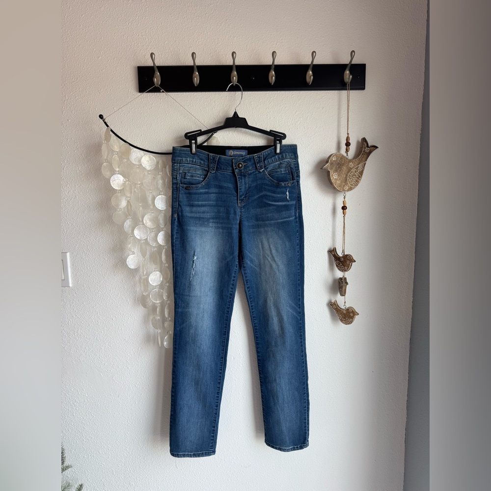 Democracy Jeans. Size 6.